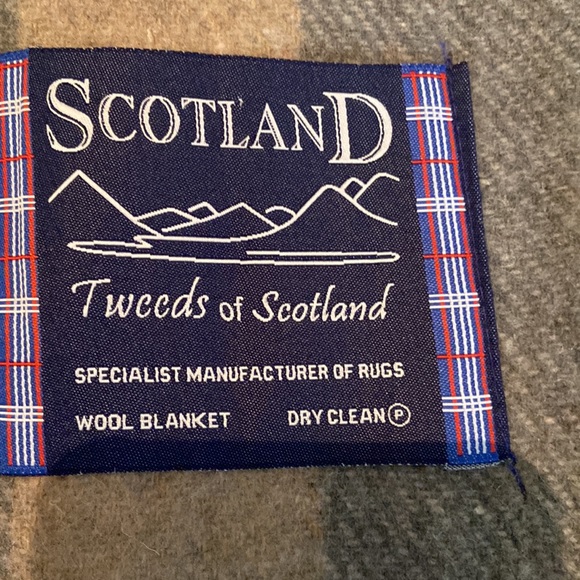 Scottish Tweeds SCOTLAND Wool Rug Blanket Gray Tan Red Check Fringed Throw - Picture 4 of 4